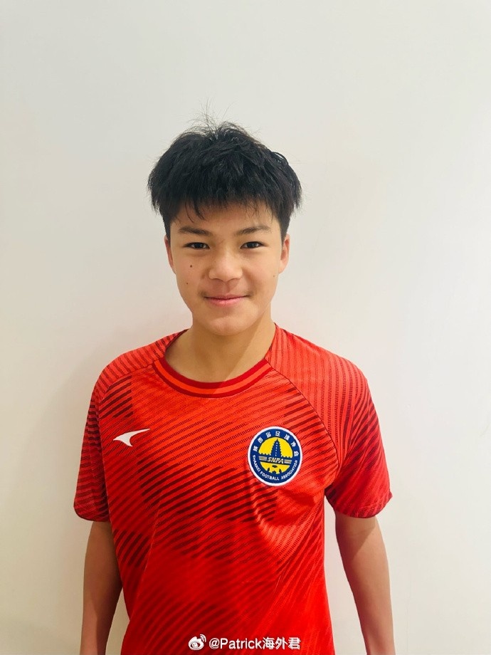 博主：劉凱源本賽季西班牙加泰U16優(yōu)選聯(lián)賽首發(fā)18次，已打入9球