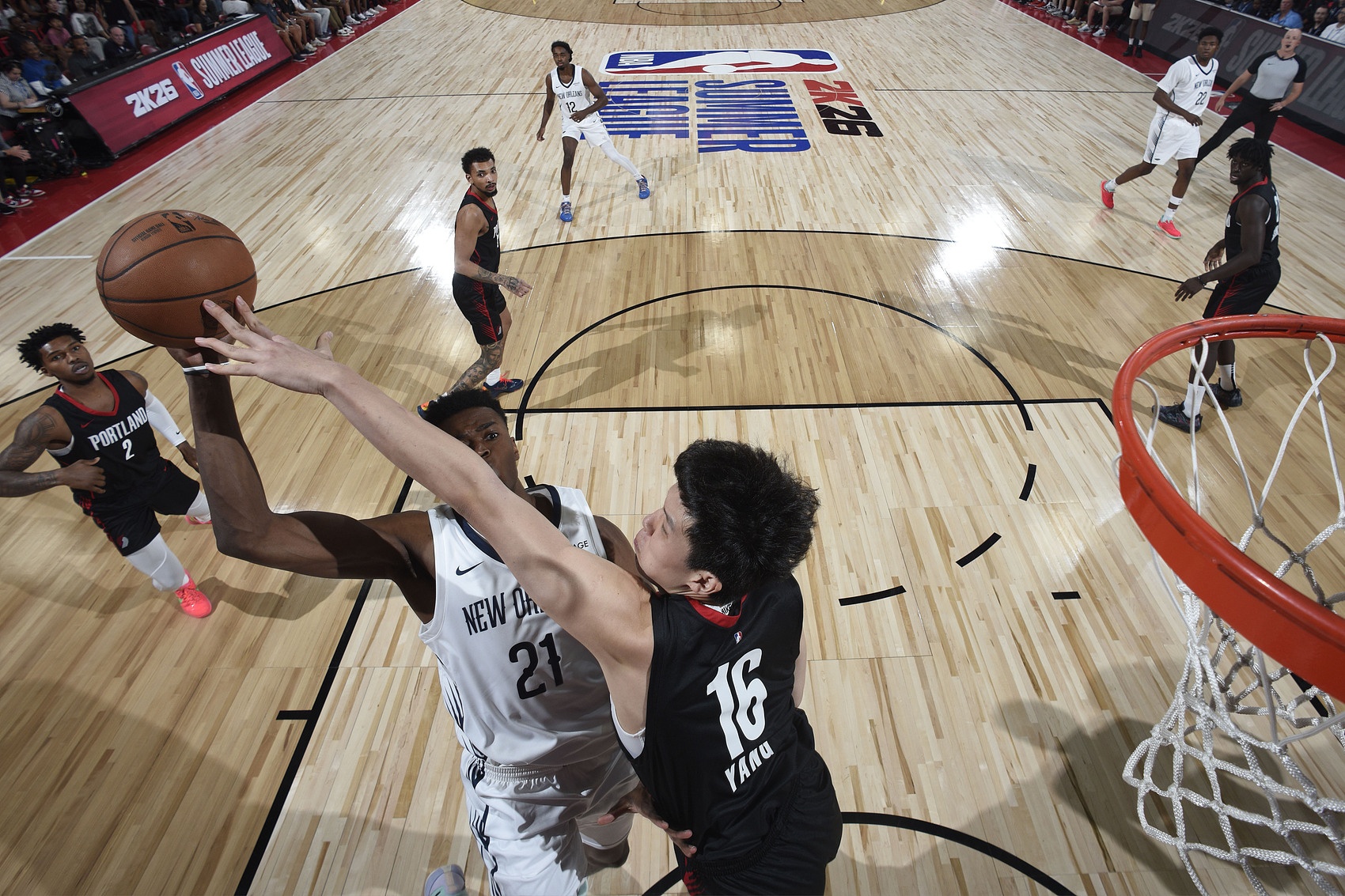 盛哲：鵜鶘兩內(nèi)線都是NBA輪換級別對手 這場對楊瀚森鍛煉價值挺大