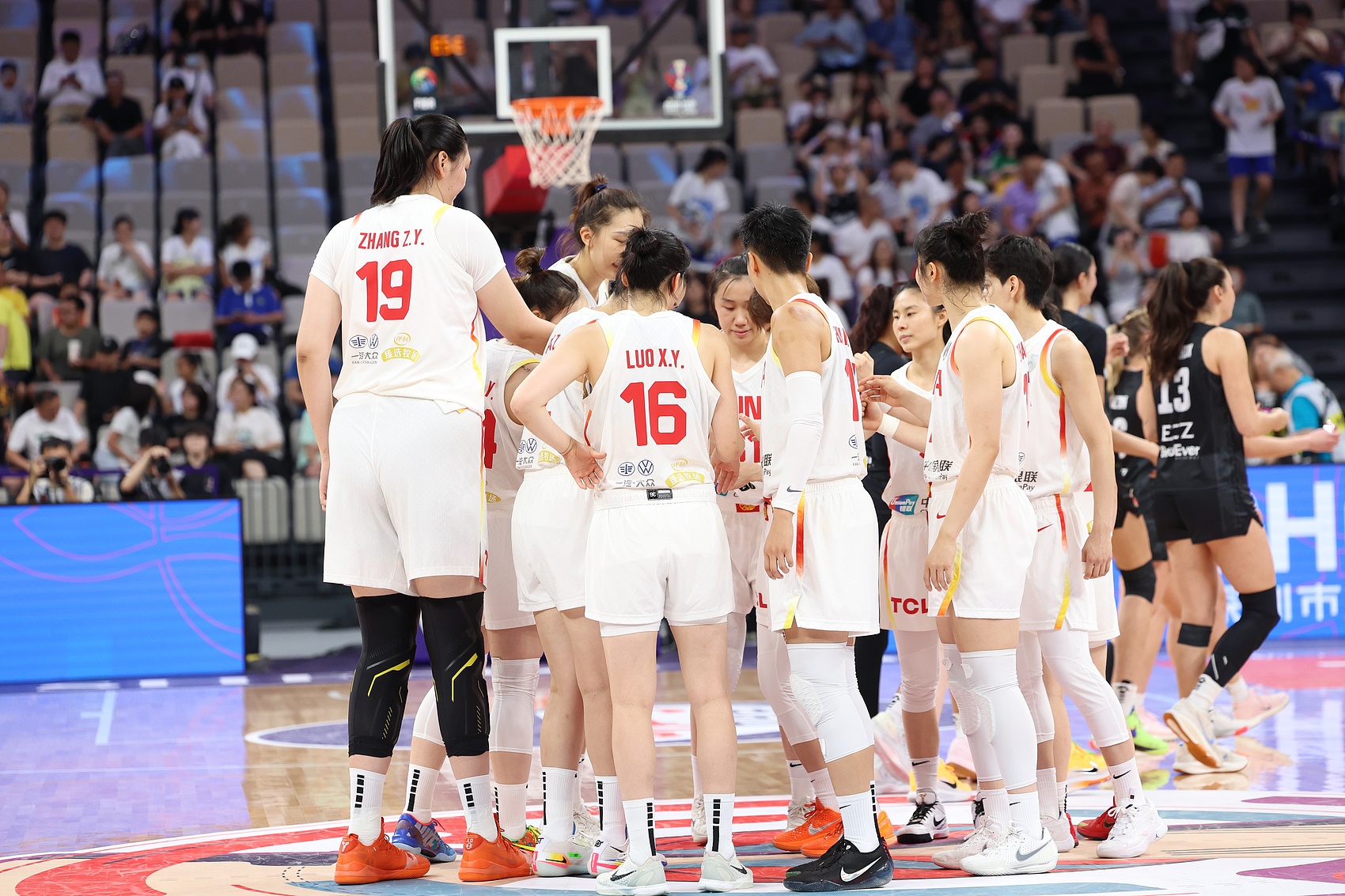 勢如破竹??中國女籃3場小組賽合計(jì)凈勝對手107分 晉級半決賽